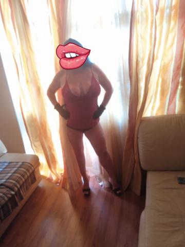 Люба Сексуальная Брюнетка фото 4